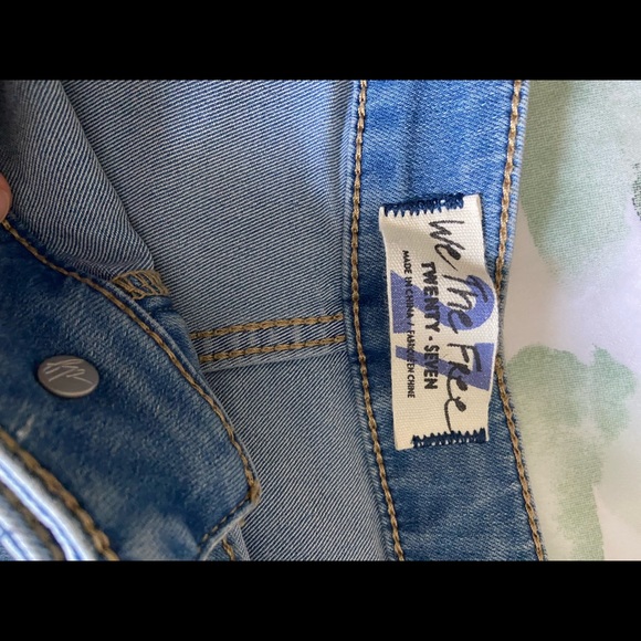 Free people Float on Jeans NWT - Picture 3 of 6